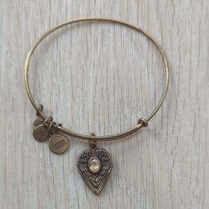 Gold Angel Wing Charm Bracelet